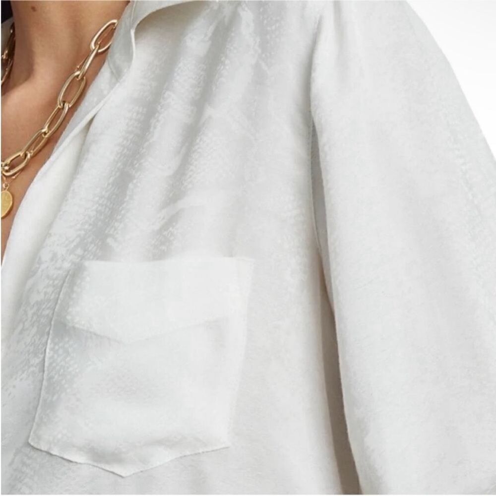 Rails NWT Noemi Illusion Snakeskin Print Crepe
Ch… - image 4